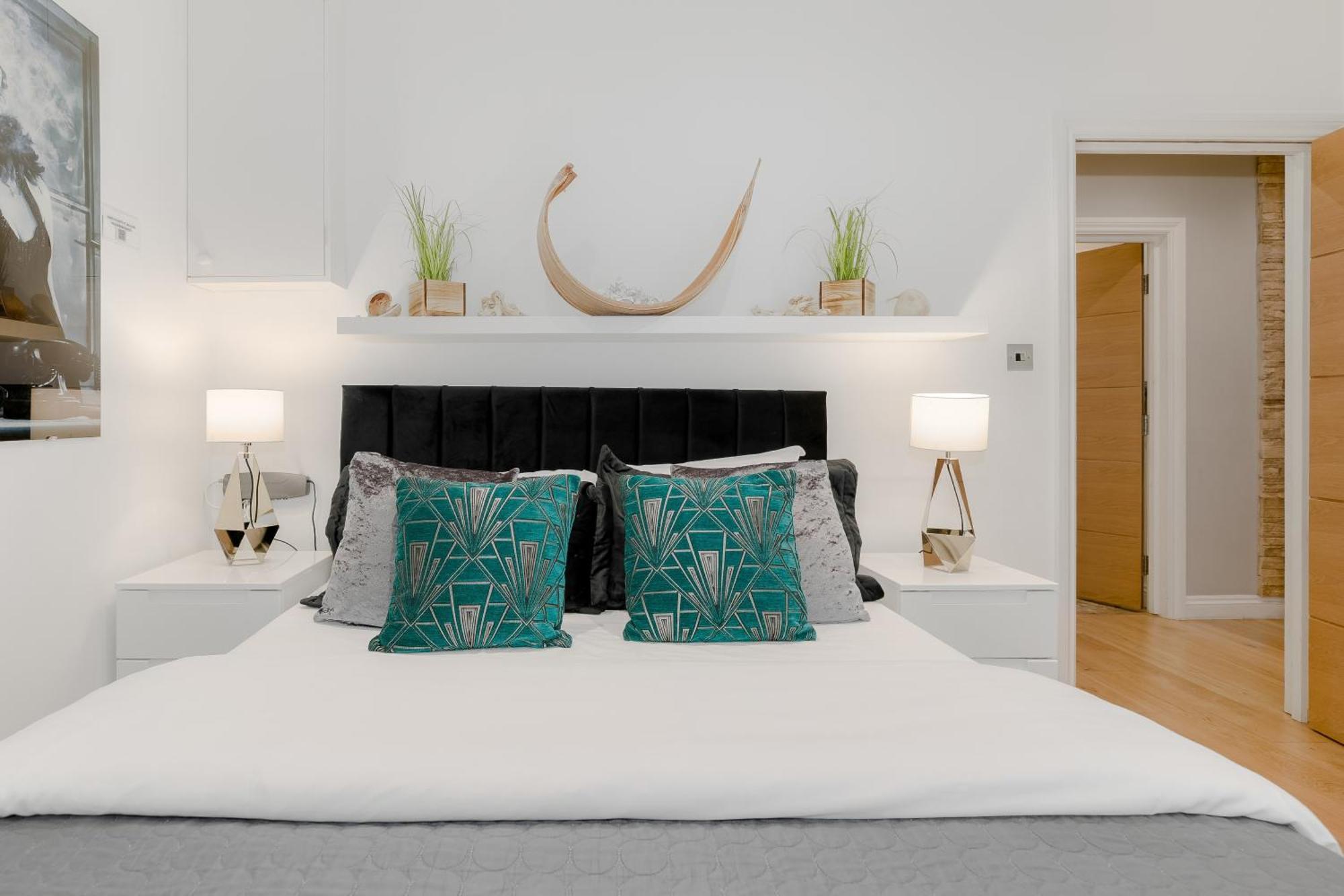 Cool Covent Garden Theatre Design Hub For Families Friends Couples Appartement *